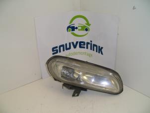 Used Fog light, front right Peugeot 406 (8B) 1.8 16V Price on request offered by Snuverink Autodemontage