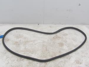 Usados Goma de puerta de 4 puertas derecha detrás Peugeot 308 SW (4E/H) 1.6 HDi 16V Precio € 25,33 Norma de margen ofrecido por Snuverink Autodemontage