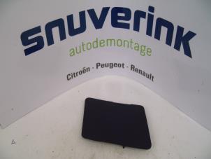 Używane Rózne Peugeot 1007 Cena na żądanie oferowane przez Snuverink Autodemontage