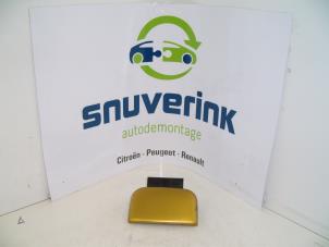 Used Door handle 2-door, left Citroen Saxo 1.1i X,SX Price on request offered by Snuverink Autodemontage