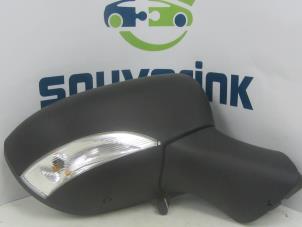 Used Wing mirror, right Renault Clio IV Estate/Grandtour (7R) 0.9 Energy TCE 12V Price € 35,00 Margin scheme offered by Snuverink Autodemontage