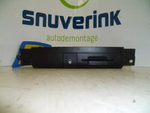 Gebrauchte Zentralverriegelung Schalter Peugeot 207 SW (WE/WU) 1.4 16V Vti Preis € 15,00 Margenregelung angeboten von Snuverink Autodemontage