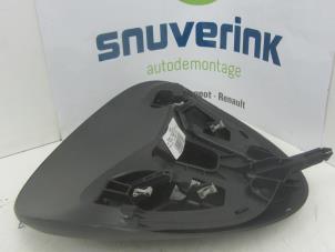 Used Dashboard part Renault Clio IV Estate/Grandtour (7R) 0.9 Energy TCE 12V Price € 15,00 Margin scheme offered by Snuverink Autodemontage