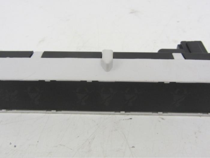 Gebrauchte Sonstige Peugeot 207/207+ (WA/WC/WM) 1.4 16V VTi Preis € 15,00 Margenregelung angeboten von Snuverink Autodemontage