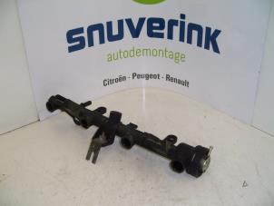 Used Fuel injector nozzle Citroen Berlingo Multispace 1.4 Price on request offered by Snuverink Autodemontage