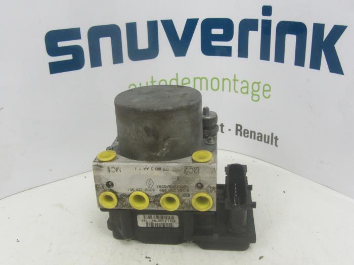 Usagé Bloc ABS Renault Modus/Grand Modus (JP) 1.4 16V Prix € 39,98 Règlement à la marge proposé par Snuverink Autodemontage