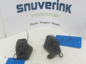 Usados Interruptor Peugeot 307 CC (3B) 2.0 16V Precio € 50,00 Norma de margen ofrecido por Snuverink Autodemontage