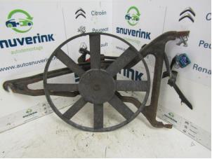 Used Fan motor Peugeot 106 II 1.1 XN,XR,XT,Accent Price on request offered by Snuverink Autodemontage