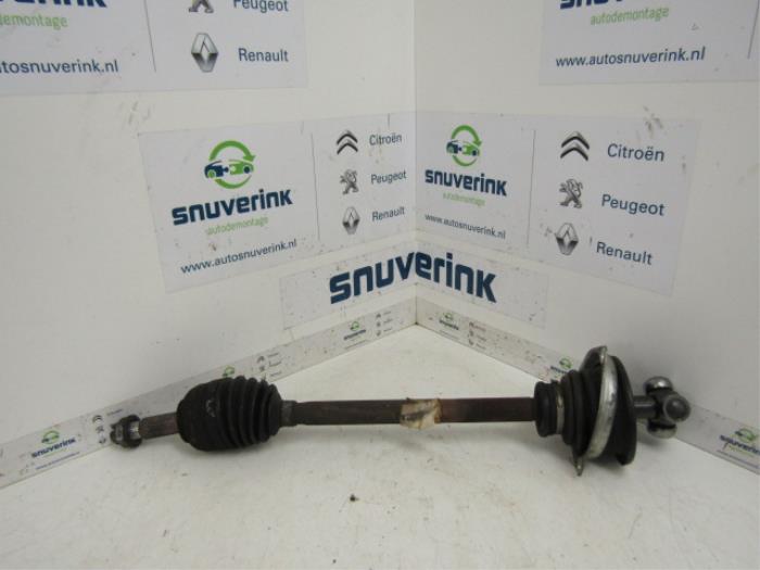 Gebrauchte Antriebswelle links vorne Renault Twingo Preis € 10,33 Margenregelung angeboten von Snuverink Autodemontage
