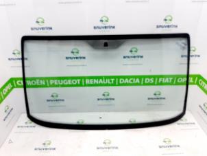 Used Frontscreen Citroen Jumper (U5) 2.8 HDi Price € 125,00 Margin scheme offered by Snuverink Autodemontage