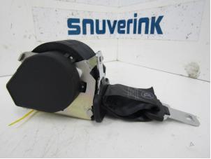 Used Rear seatbelt, centre Renault Scénic III (JZ) 1.5 dCi 110 Price € 35,00 Margin scheme offered by Snuverink Autodemontage