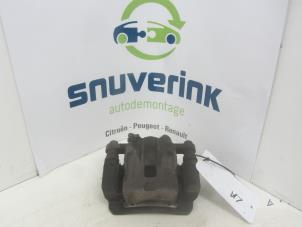 Usagé Etrier de frein (pince) arrière gauche Hyundai i20 1.2i 16V Prix sur demande proposé par Snuverink Autodemontage