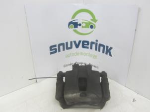 Usados Pinza de freno derecha delante Hyundai i20 1.2i 16V Precio de solicitud ofrecido por Snuverink Autodemontage