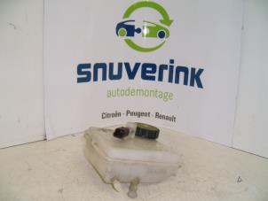 Used Brake fluid reservoir Citroen Xsara Picasso (CH) 1.8 16V Price on request offered by Snuverink Autodemontage