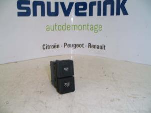 Used Switch Citroen Xsara Picasso (CH) 1.8 16V Price on request offered by Snuverink Autodemontage