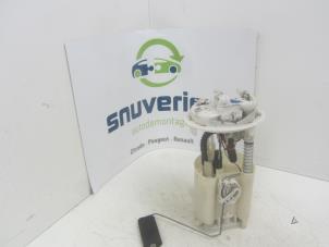 Usados Bomba eléctrica de combustible Citroen Xsara Picasso (CH) 1.6i 16V Precio € 40,00 Norma de margen ofrecido por Snuverink Autodemontage