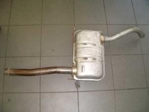 Used Exhaust middle silencer Renault Safrane II 2.5 20V RXE,RXT Price € 40,00 Margin scheme offered by Snuverink Autodemontage