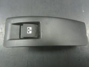 Gebrauchte Elektrisches Fenster Schalter Peugeot 207 SW (WE/WU) 1.6 16V Preis € 24,99 Margenregelung angeboten von Snuverink Autodemontage