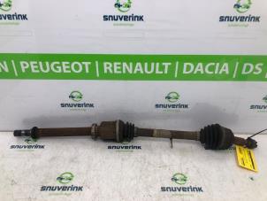 Używane Os napedowa prawy przód Renault Megane II Grandtour (KM) 1.5 dCi 85 Cena € 40,00 Procedura marży oferowane przez Snuverink Autodemontage