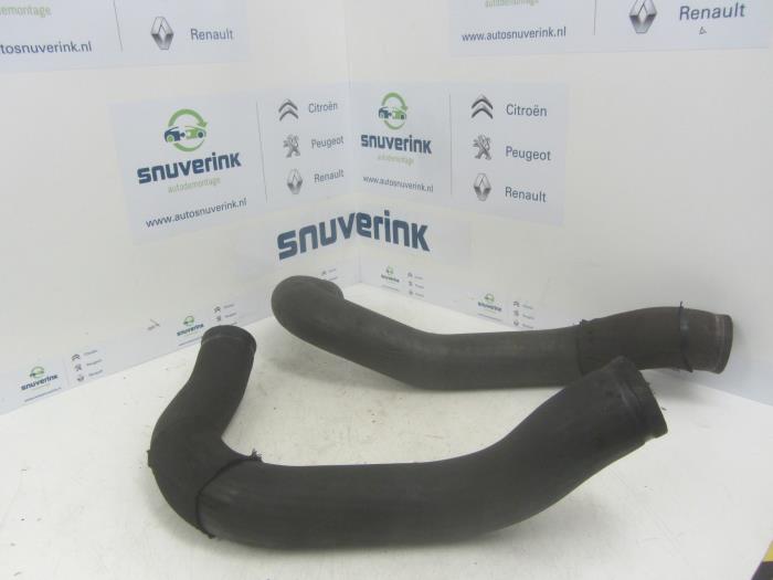 Gebrauchte Intercooler Schlauch Peugeot Boxer (244) 2.8 HDi 127 Preis € 10,33 Margenregelung angeboten von Snuverink Autodemontage