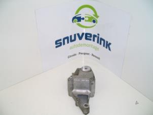 Usagé Support moteur Peugeot 607 (9D/U) 2.9 V6 24V Prix sur demande proposé par Snuverink Autodemontage