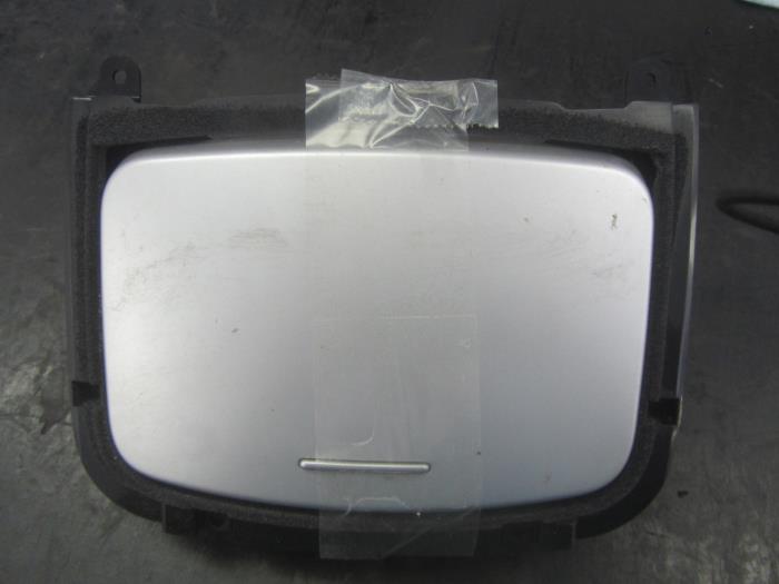Gebrauchte Sonstige Renault Laguna III (BT) 2.0 dCiF 16V 150 Preis € 19,99 Margenregelung angeboten von Snuverink Autodemontage