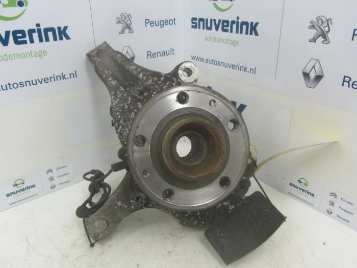 Wheel hub spindle knuckle