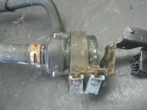 Usados Bomba de agua Renault Laguna III (BT) 2.0 dCiF 16V 150 Precio € 40,00 Norma de margen ofrecido por Snuverink Autodemontage