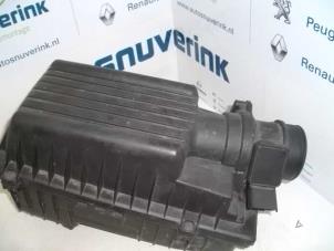 Used Air box Peugeot Expert (222/224) 2.0 HDi 90 Price on request offered by Snuverink Autodemontage