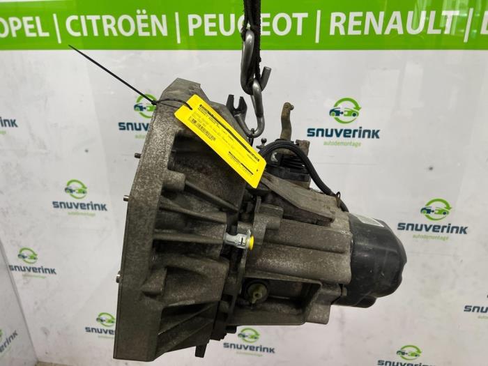 Usagé Boîte de vitesse Renault Modus/Grand Modus (JP) 1.4 16V Prix € 149,98 Règlement à la marge proposé par Snuverink Autodemontage