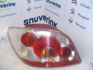 Used Taillight, left Peugeot 307 (3A/C/D) 2.0 16V Price € 25,00 Margin scheme offered by Snuverink Autodemontage