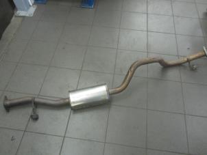 Used Exhaust middle silencer Renault Kadjar (RFEH) 1.2 Energy TCE 130 Price on request offered by Snuverink Autodemontage