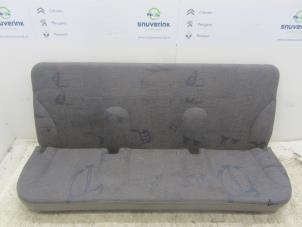 Used Rear bench seat Renault Trafic Price € 90,00 Margin scheme offered by Snuverink Autodemontage