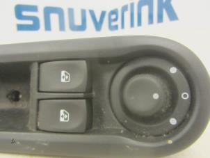 Used Multi-functional window switch Renault Twingo II (CN) 1.2 16V Price € 30,00 Margin scheme offered by Snuverink Autodemontage