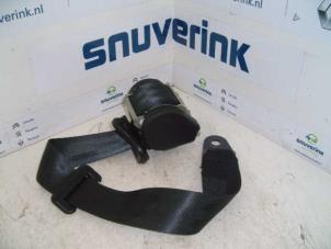 Used Rear seatbelt, right Peugeot 206+ (2L/M) 1.4 XS Price € 30,00 Margin scheme offered by Snuverink Autodemontage