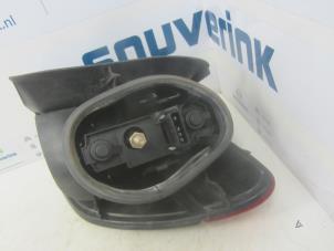 Begagnade Baklykta, vänster Peugeot 406 Break (8E/F) 2.2 16V Pris € 24,99 Marginaltabell erbjuds av Snuverink Autodemontage