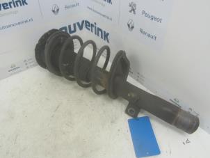Used Front shock absorber rod, left Peugeot 206+ (2L/M) 1.4 XS Price € 45,00 Margin scheme offered by Snuverink Autodemontage