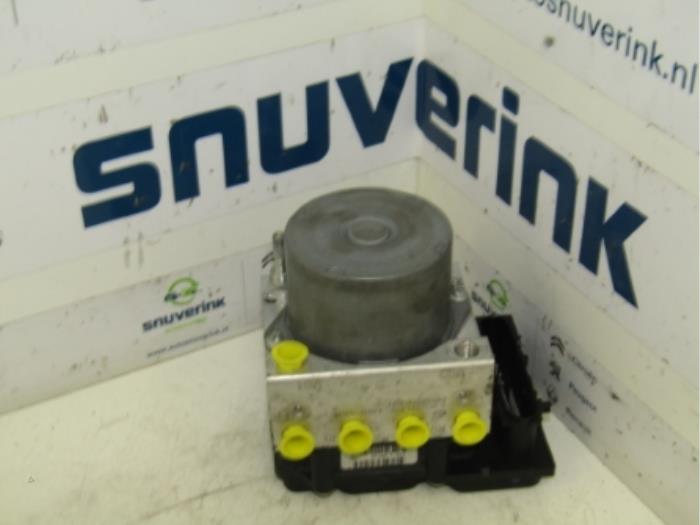 Gebrauchte ABS Pumpe Toyota Aygo (B10) 1.0 12V VVT-i Preis € 66,60 Margenregelung angeboten von Snuverink Autodemontage