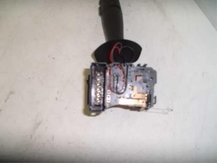 Light switch from a Renault Espace (JK) 2.0 Turbo 16V Grand Espace 2004