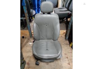 Used Seat, left Renault Laguna II Grandtour (KG) 1.9 dCi 100 Price € 100,00 Margin scheme offered by Snuverink Autodemontage