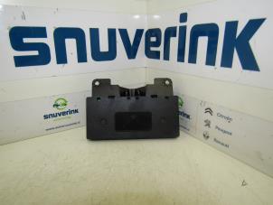 Used Clock Peugeot 206 (2A/C/H/J/S) 1.4 XR,XS,XT,Gentry Price € 20,00 Margin scheme offered by Snuverink Autodemontage