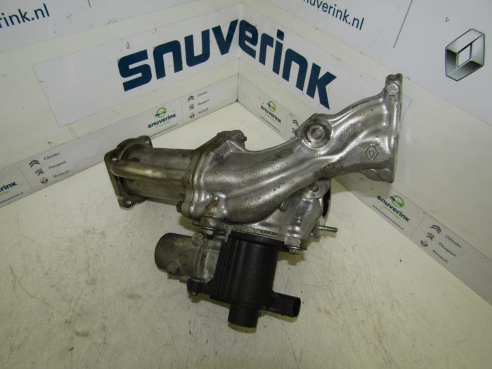 EGR valve from a Renault Kangoo Express (FW) 1.5 dCi 85 2008