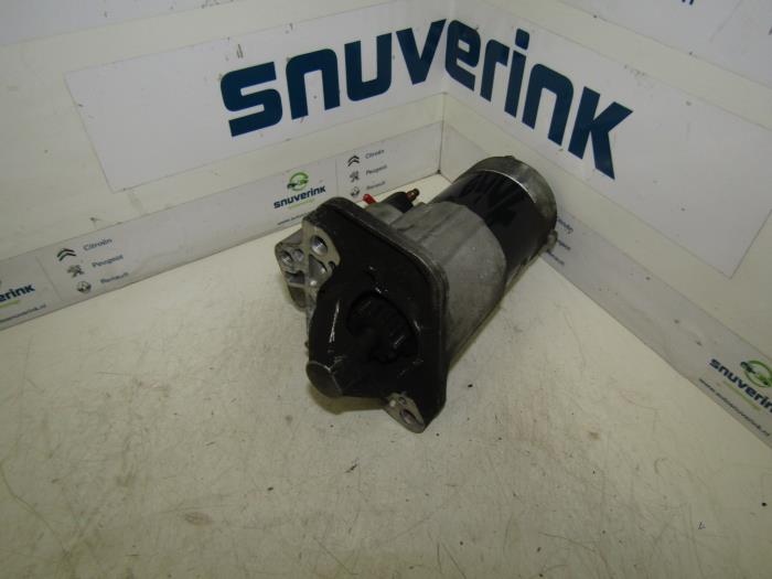 EGR tube from a Renault Kangoo Express (FW) 1.5 dCi 85 2008