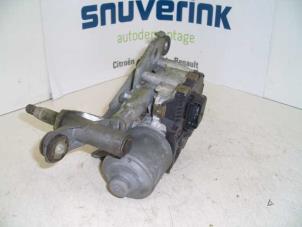 Used Front wiper motor Peugeot 407 Price € 50,00 Margin scheme offered by Snuverink Autodemontage