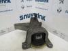 Engine mount from a Renault Megane III Grandtour (KZ) 1.5 dCi 110 2012