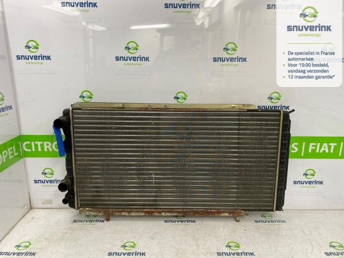 Usagé Radiateur Peugeot Boxer (230L) 2.5TD di 350M 12V Prix € 12,50 Prix TTC proposé par Snuverink Autodemontage