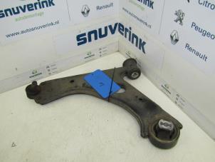 Usagé Bras de suspension avant gauche Peugeot Bipper (AA) 1.3 HDI Prix € 78,65 Prix TTC proposé par Snuverink Autodemontage