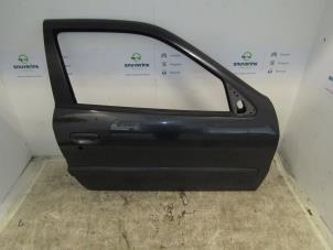 Gebrauchte Tür 4-türig rechts vorne Citroen Xsara Coupé (N0) 1.6 16V Preis € 50,00 Margenregelung angeboten von Snuverink Autodemontage