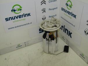 Used Electric fuel pump Peugeot Bipper (AA) 1.3 HDI Price € 60,50 Inclusive VAT offered by Snuverink Autodemontage