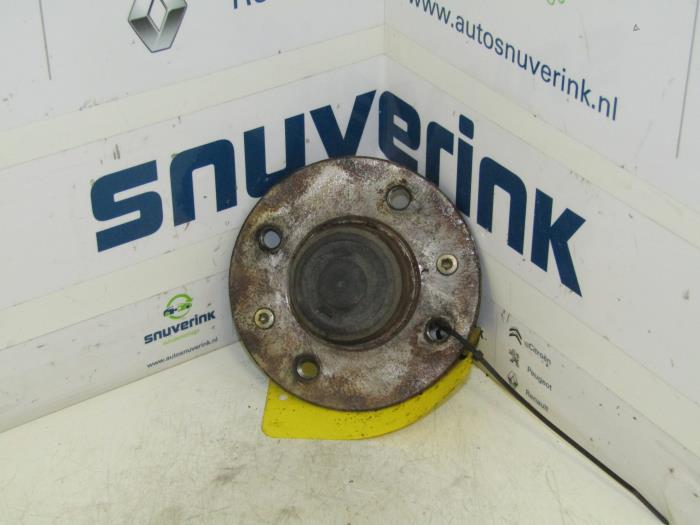 Rear wheel bearing from a Renault Kangoo Express (FC) 1.5 dCi 80 2004